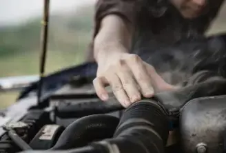 Cómo saber si la batería de mi auto está fallando: 5 señales a las que debes prestar atención