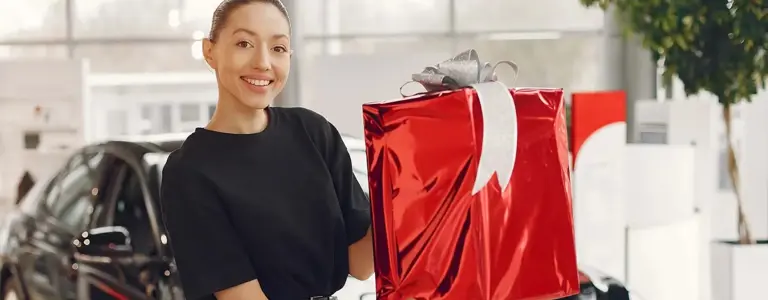 8 ideas de regalos para un auto nuevo