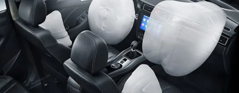 ¿Qué son los airbags de un auto y cómo se activan?