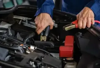 ¿Cuánto dura una batería de auto? Guía para saber cuándo y cómo cambiarla