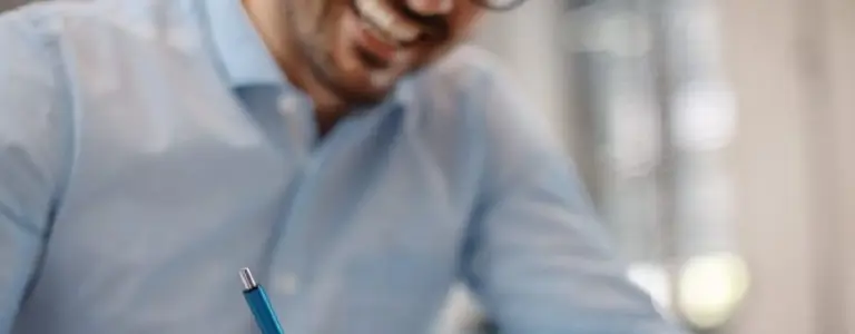 ¿Cómo comprar un vehículo como empresa con factura?